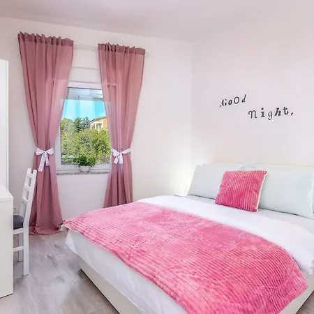 Veronique * Crikvenica